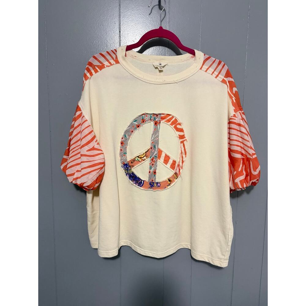 Urban Daizy Cream Patchwork Peace Sign Zebra Puff Sleeves Boho Artsy Top M